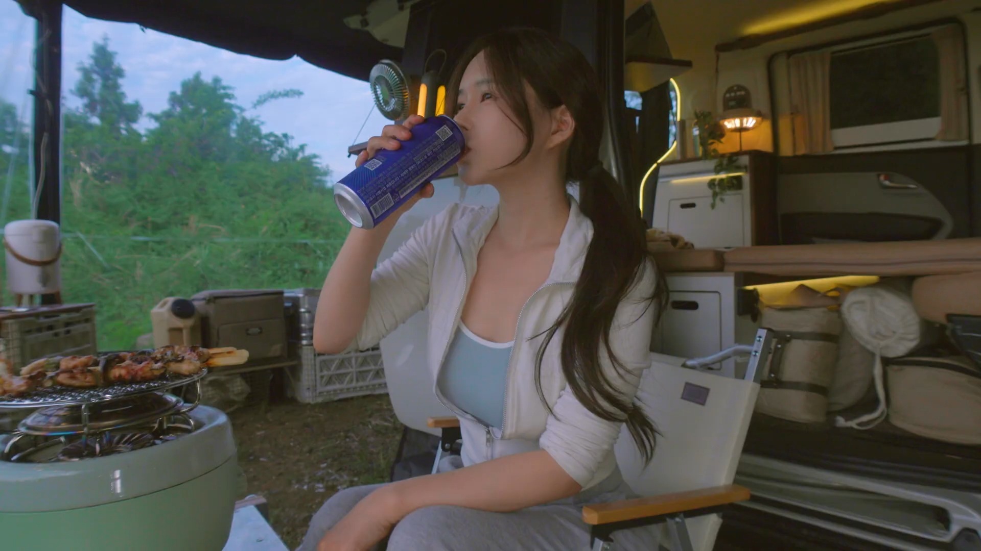 伊拉克一超市突发大火 近50人死亡